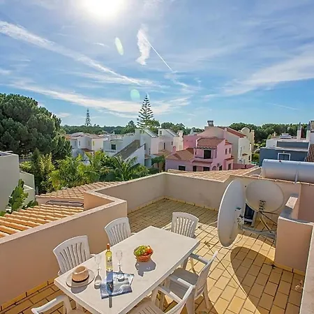 Sleeps 6 With Pool And Air Con Villa *